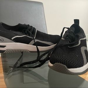 Cherokee Infinity sneakers, nursing sneakers size 9